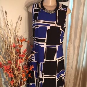 NWT Striking geometric pattern dress Size10
